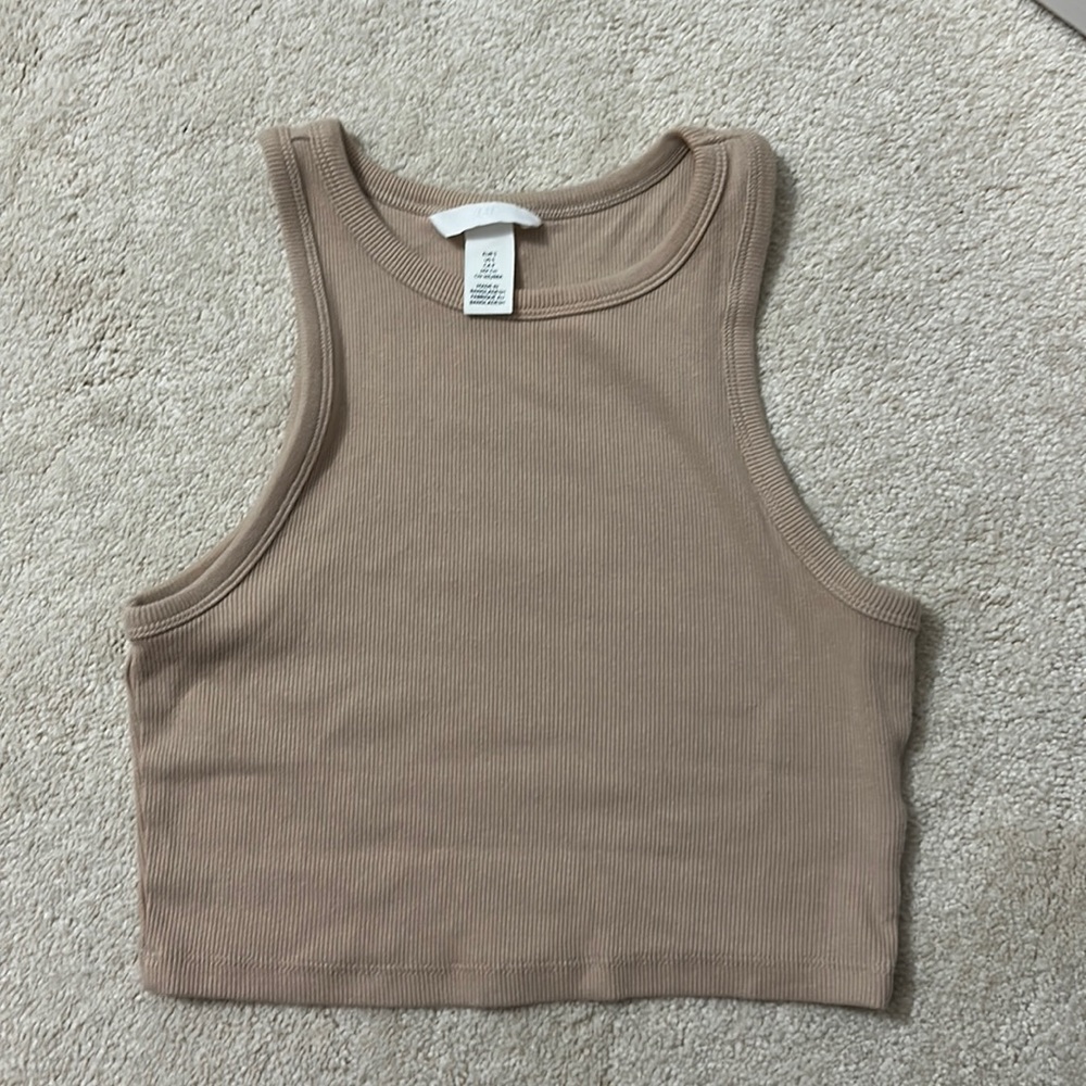 Super cute H&M tan tank top!